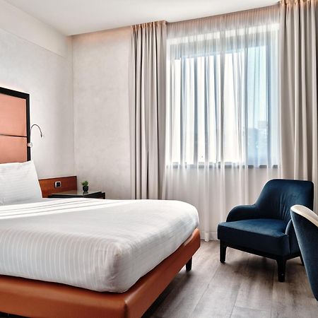 Crowne Plaza Milan - Malpensa Airport By Ihg Hotel Case Nuove  Ngoại thất bức ảnh