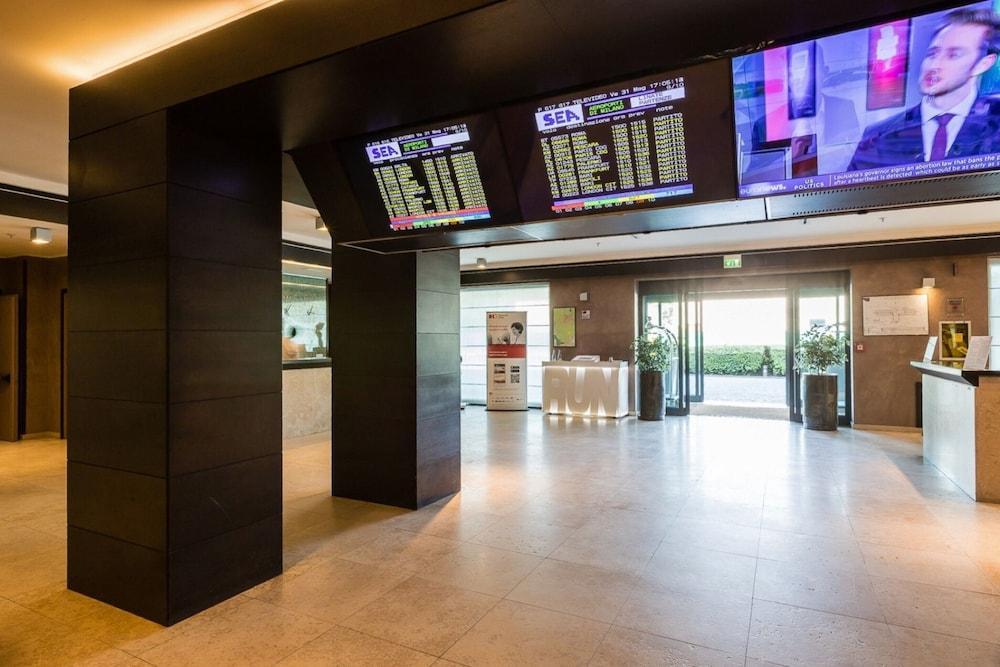 Crowne Plaza Milan - Malpensa Airport By Ihg Hotel Case Nuove  Ngoại thất bức ảnh