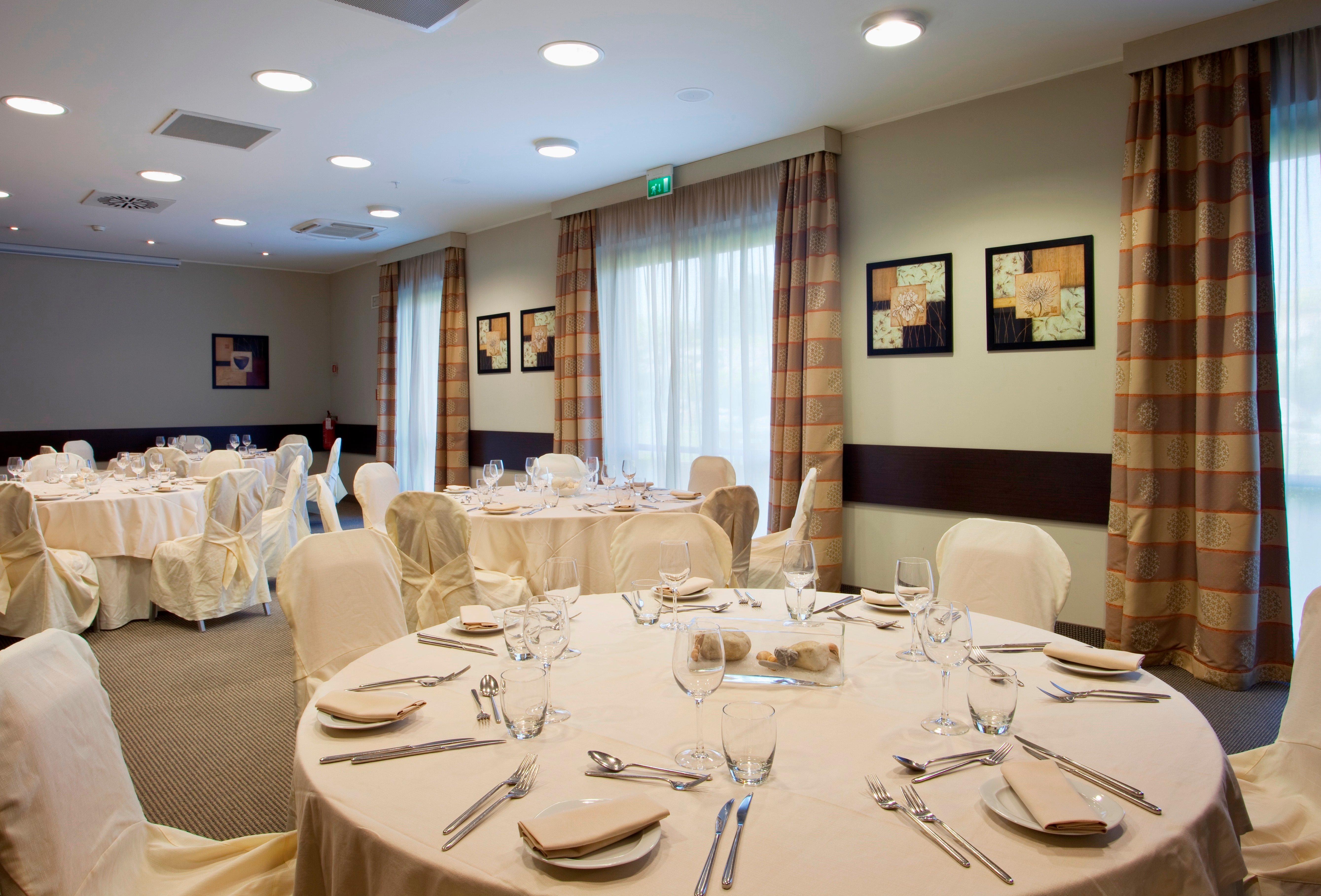 Crowne Plaza Milan - Malpensa Airport By Ihg Hotel Case Nuove  Ngoại thất bức ảnh