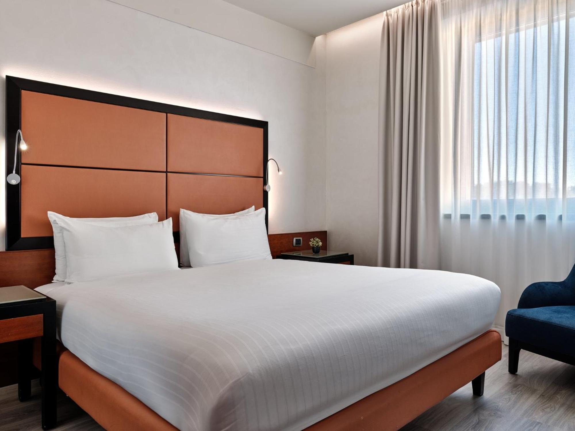 Crowne Plaza Milan - Malpensa Airport By Ihg Hotel Case Nuove  Ngoại thất bức ảnh