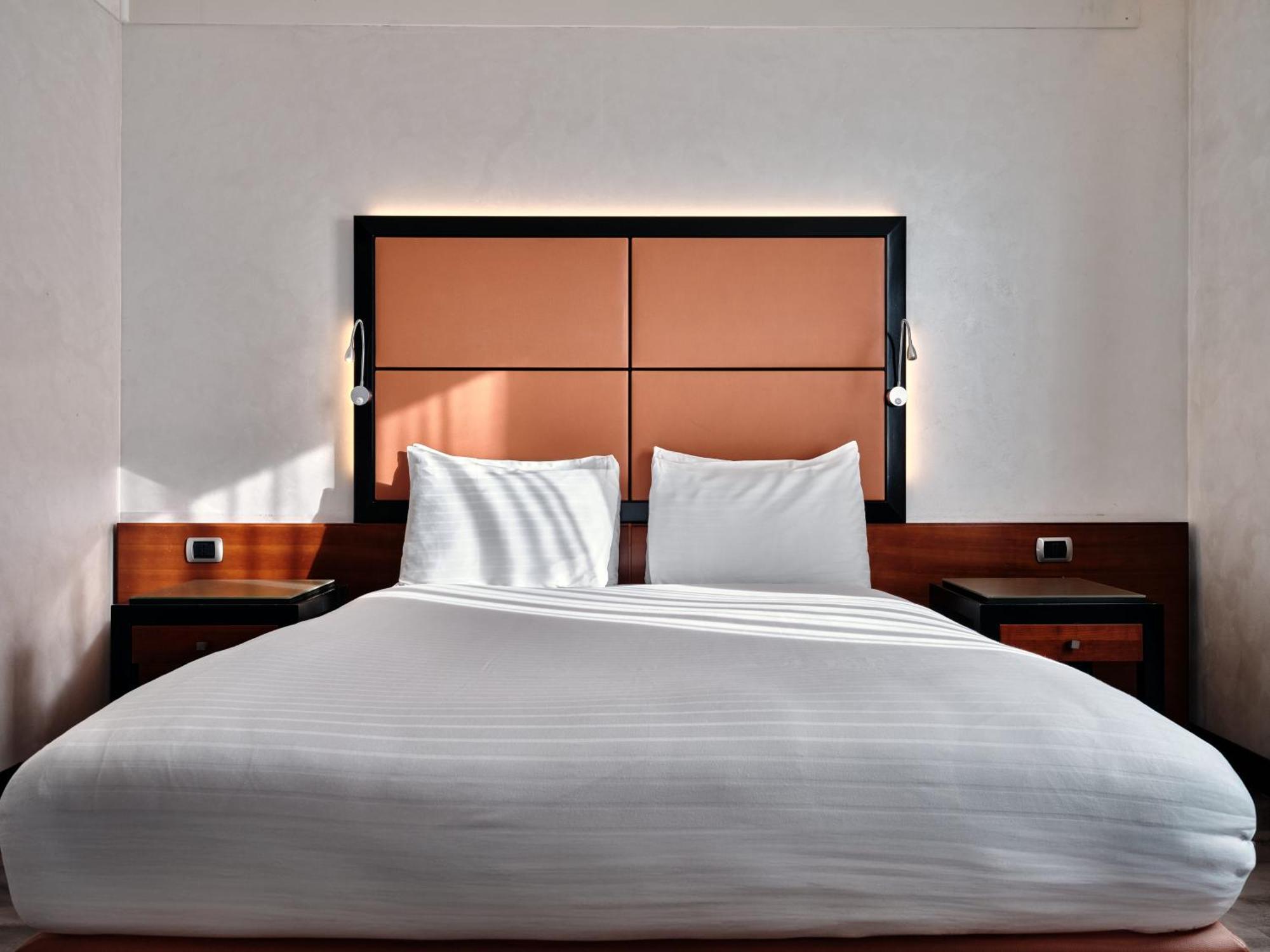Crowne Plaza Milan - Malpensa Airport By Ihg Hotel Case Nuove  Ngoại thất bức ảnh