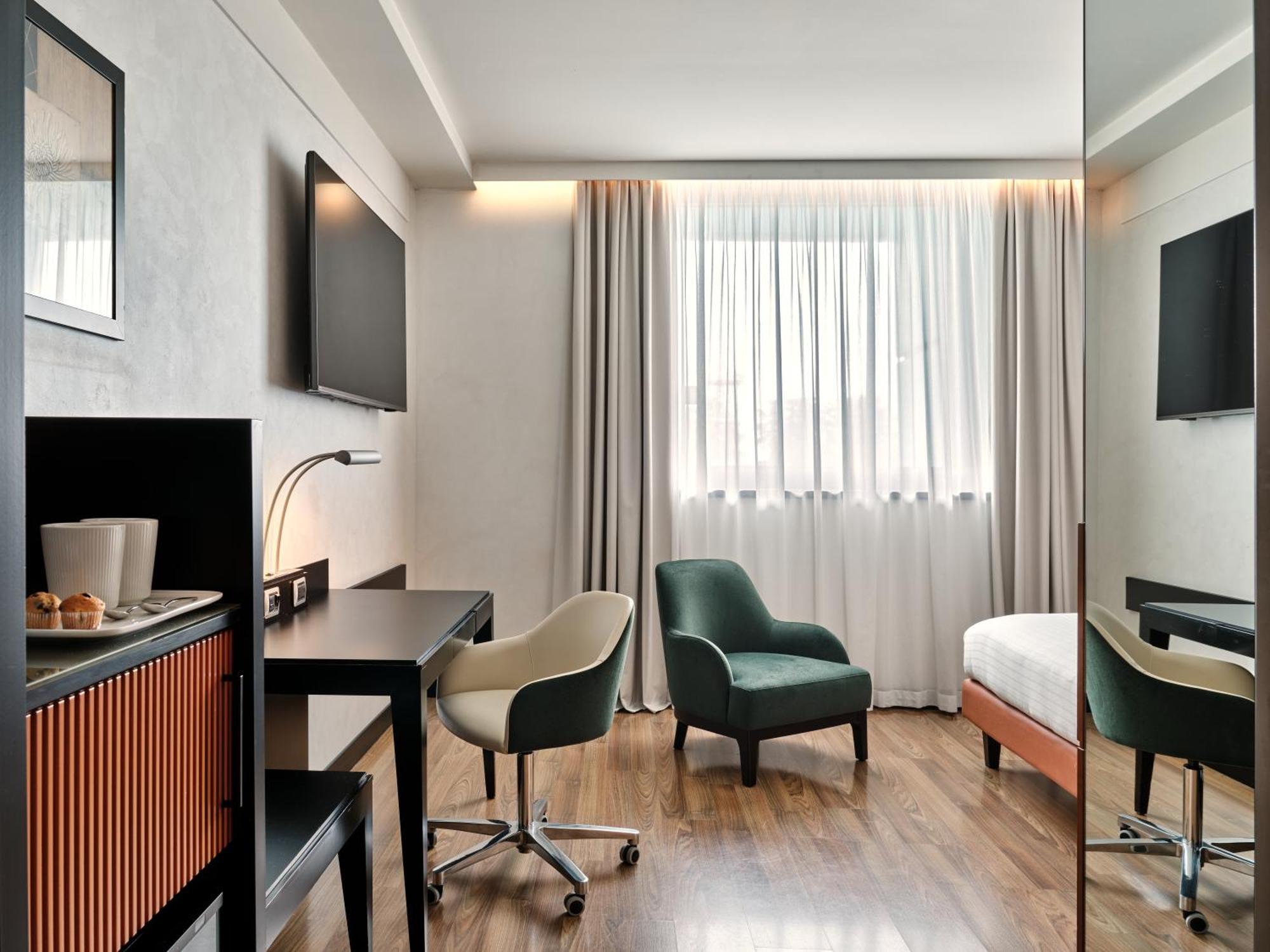 Crowne Plaza Milan - Malpensa Airport By Ihg Hotel Case Nuove  Ngoại thất bức ảnh