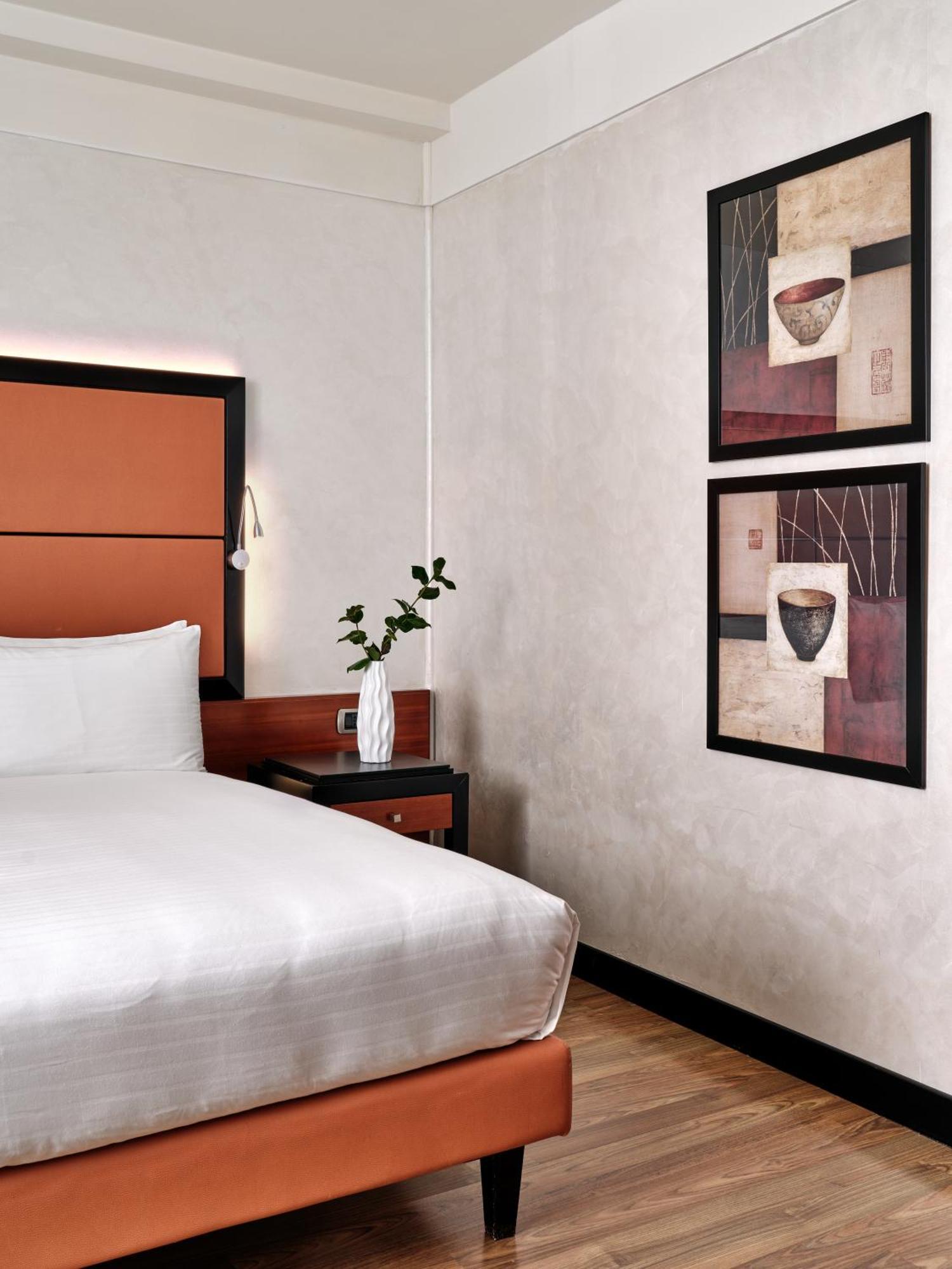Crowne Plaza Milan - Malpensa Airport By Ihg Hotel Case Nuove  Ngoại thất bức ảnh
