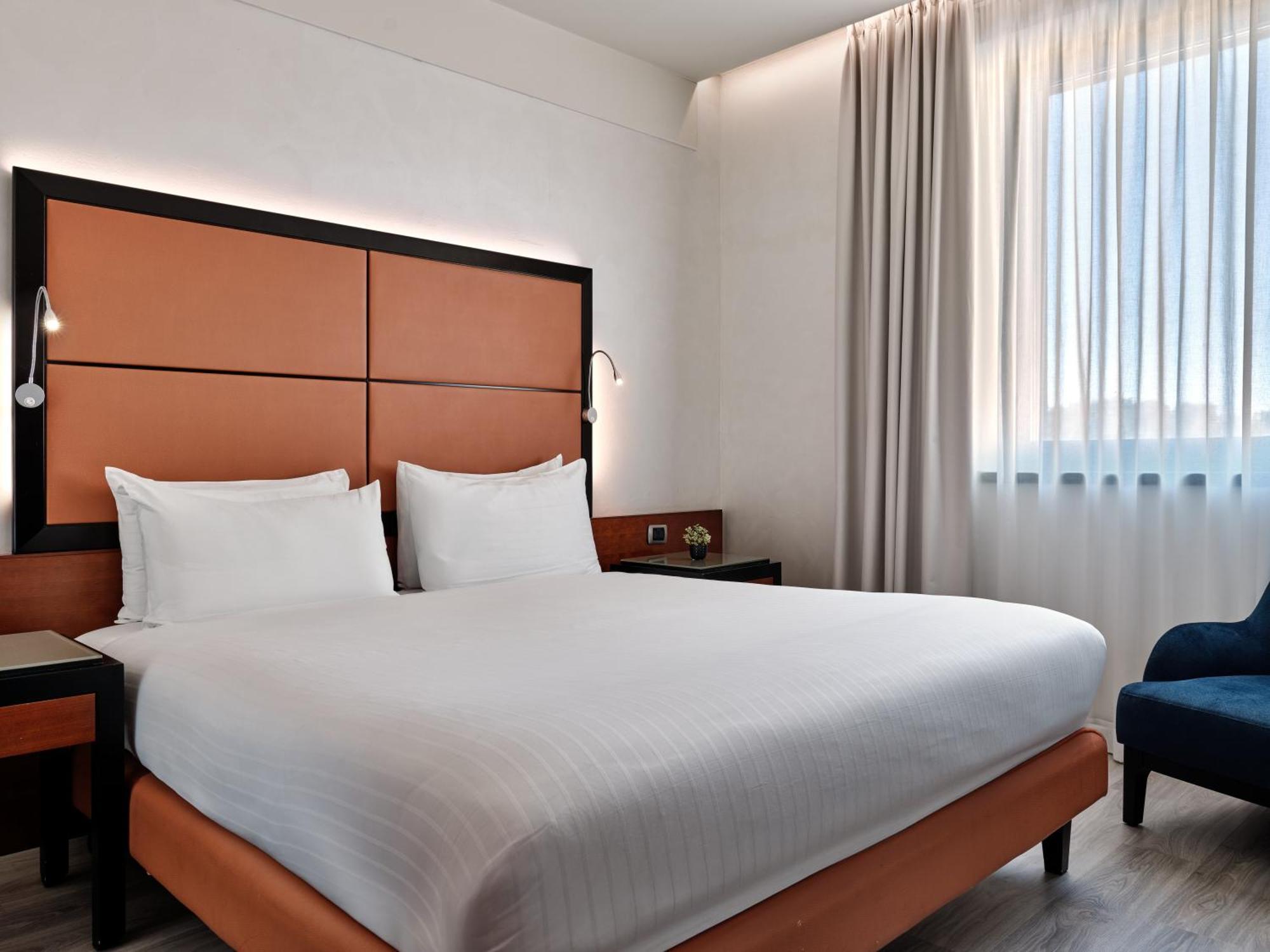 Crowne Plaza Milan - Malpensa Airport By Ihg Hotel Case Nuove  Ngoại thất bức ảnh